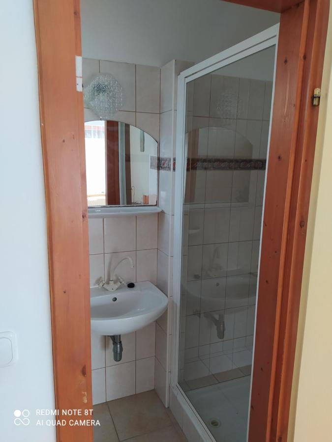 Hotel Anna Ilona Vendeghaz Badacsonytomaj Exterior foto