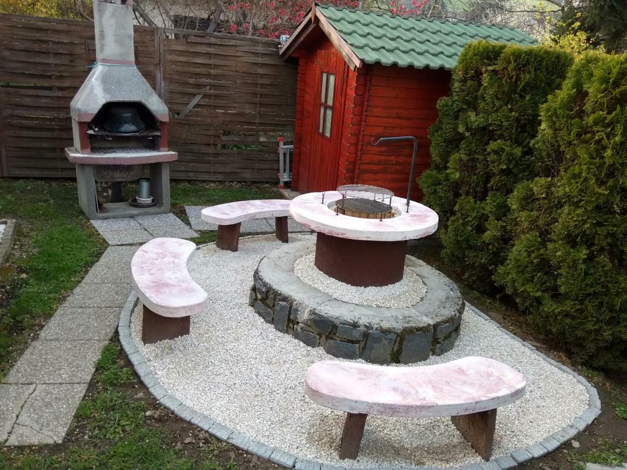 Hotel Anna Ilona Vendeghaz Badacsonytomaj Exterior foto